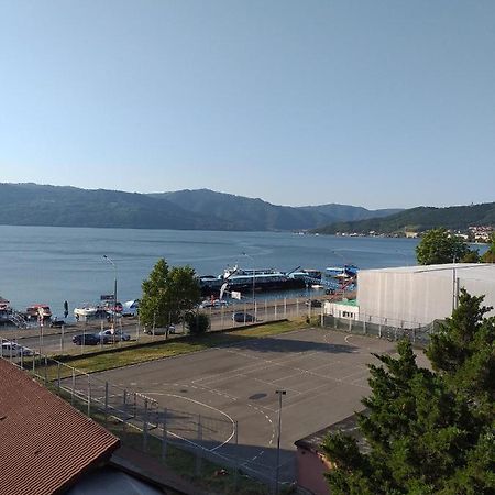 Apartament Nord 1718 Orşova Eksteriør bilde