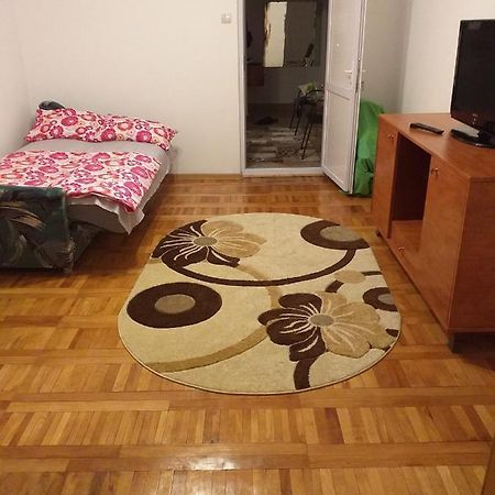 Apartament Nord 1718 Orşova Eksteriør bilde